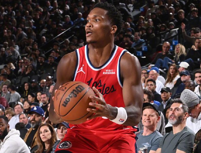 马刺大胜快船，加兰防守漏洞成关键败因